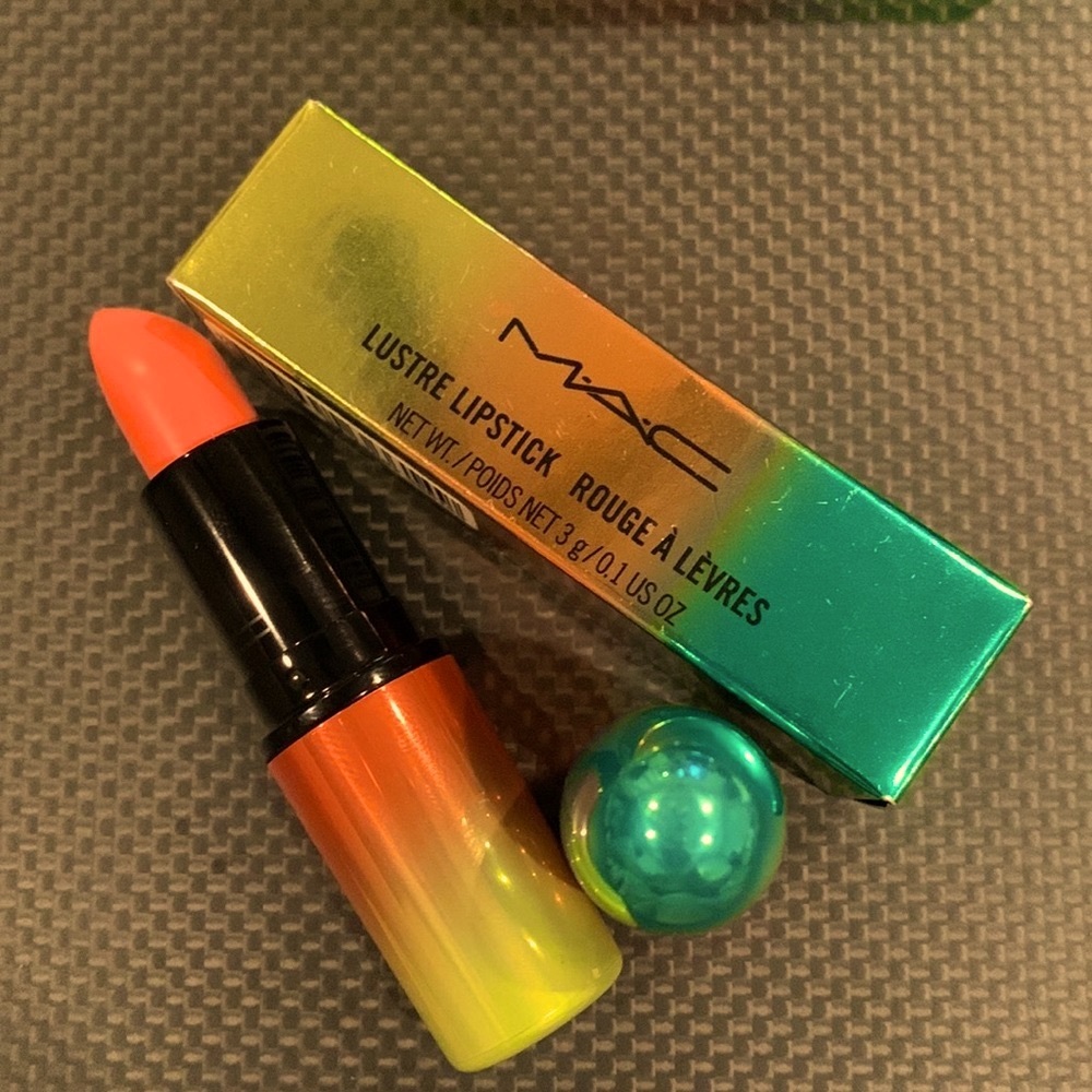 MAC Tumble Dry Lustre Finish Lipstick Limited Edition